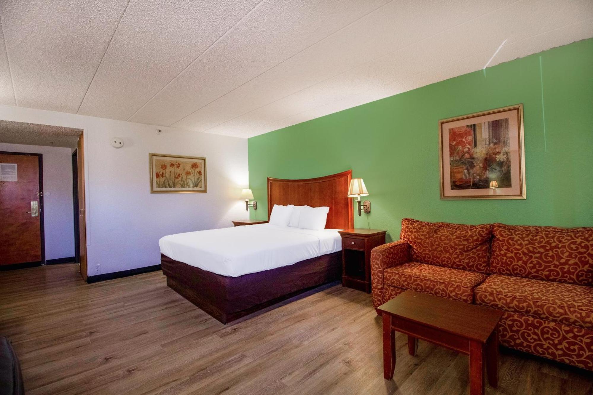 Tulsa Square Hotel Central, I-44 By Oyo Eksteriør billede